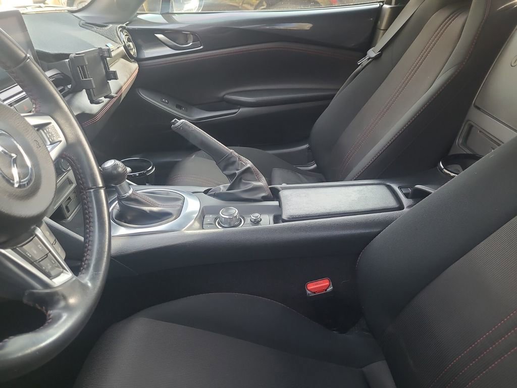 Used 2016 MAZDA MX-5 Miata Club image 8
