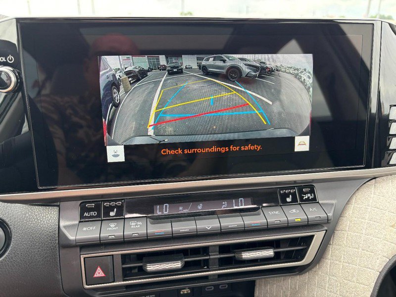 Certified 2025 Toyota Camry XLE FWD image 19