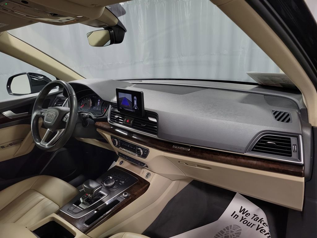 Used 2019 Audi Q5 2.0T Premium image 27