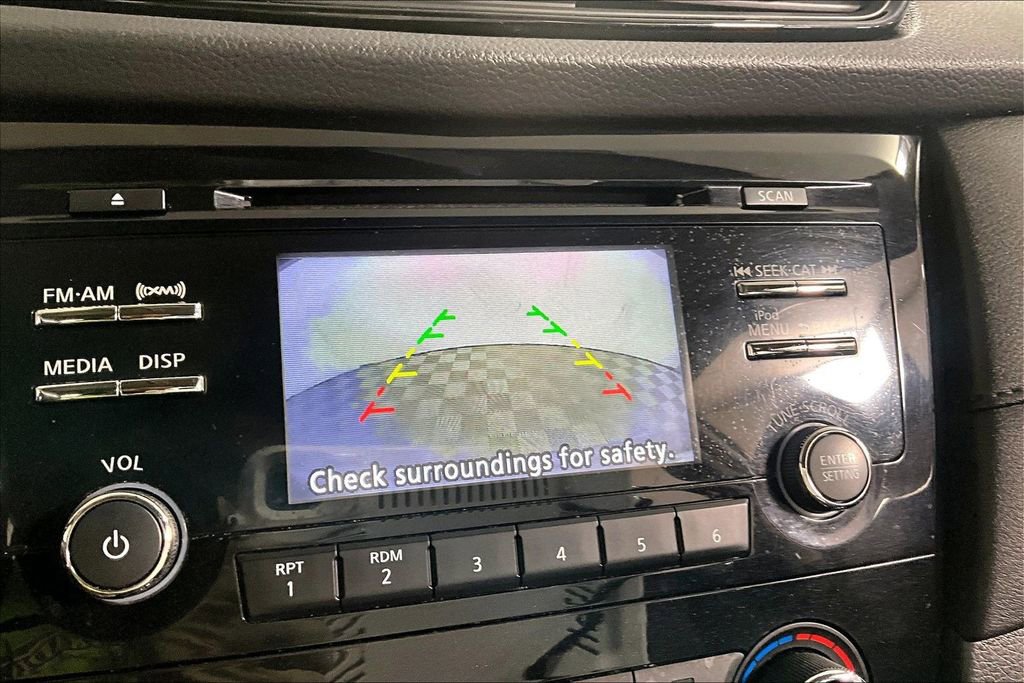 Used 2017 Nissan Rogue S w/ Appearance Package image 21