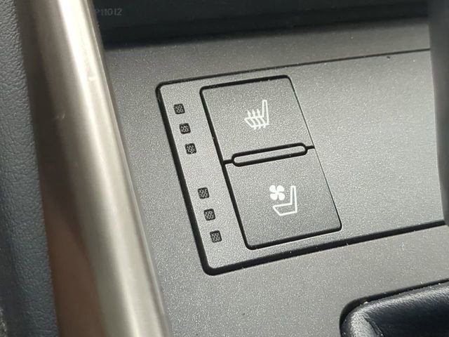 Used 2016 Lexus IS 200t w/ Premium Package image 22