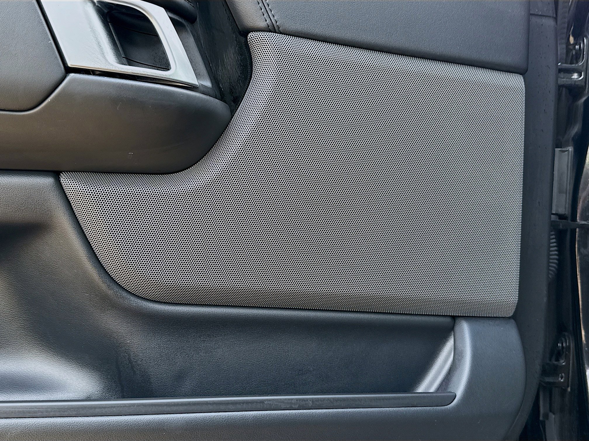 Used 2019 Land Rover Range Rover Long Wheelbase Supercharged image 24