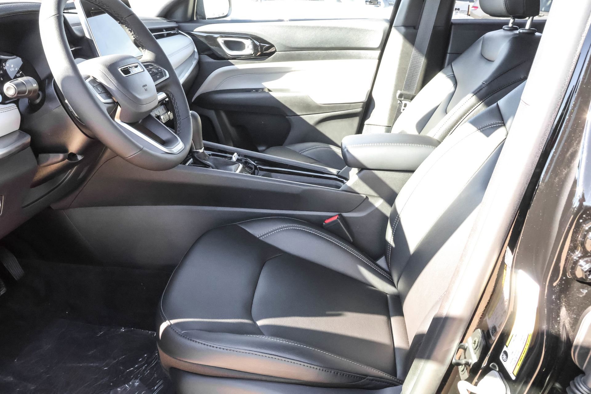 New 2026 Jeep Compass Limited image 4