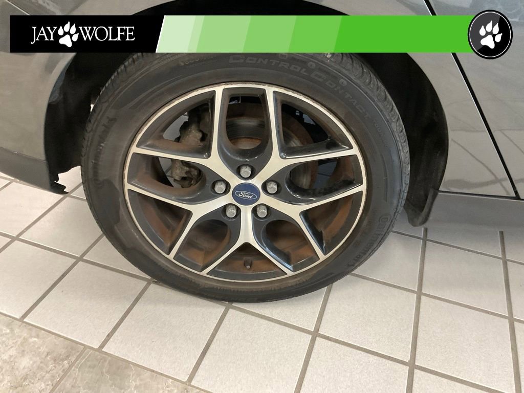 Used 2017 Ford Focus SEL w/ Cold Weather Package image 7