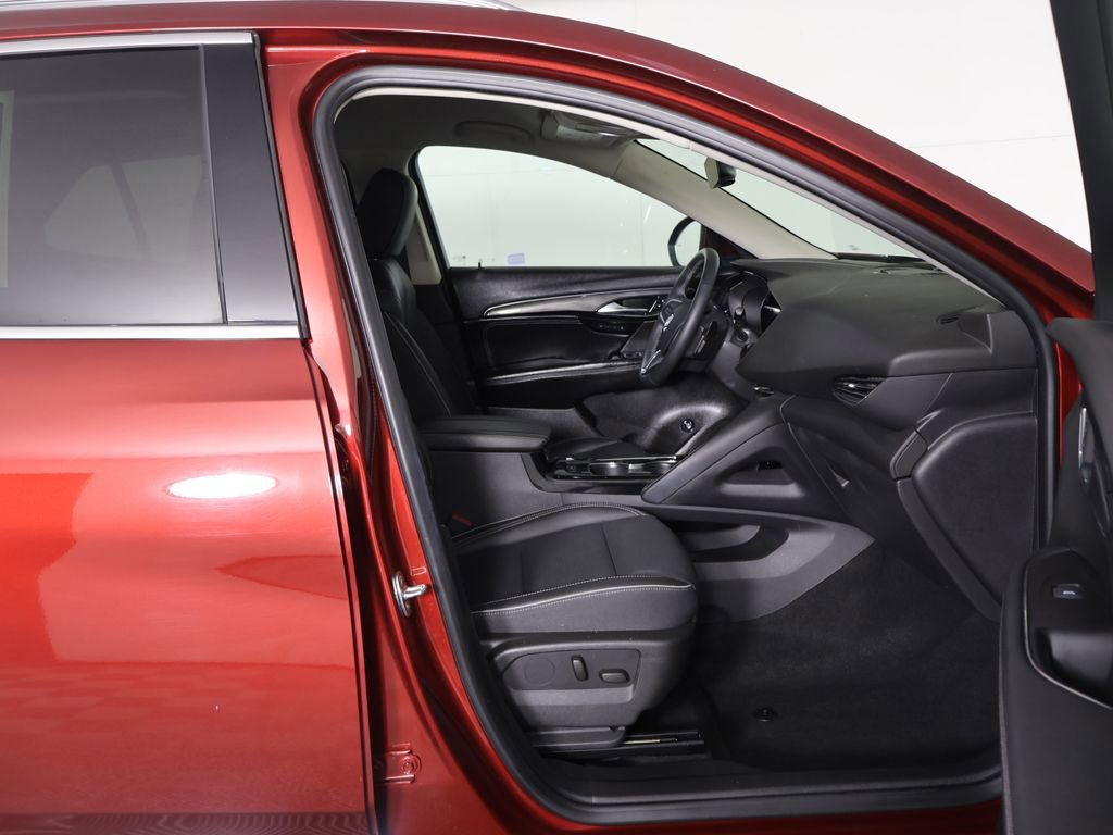 Used 2023 Buick Envision Essence image 28