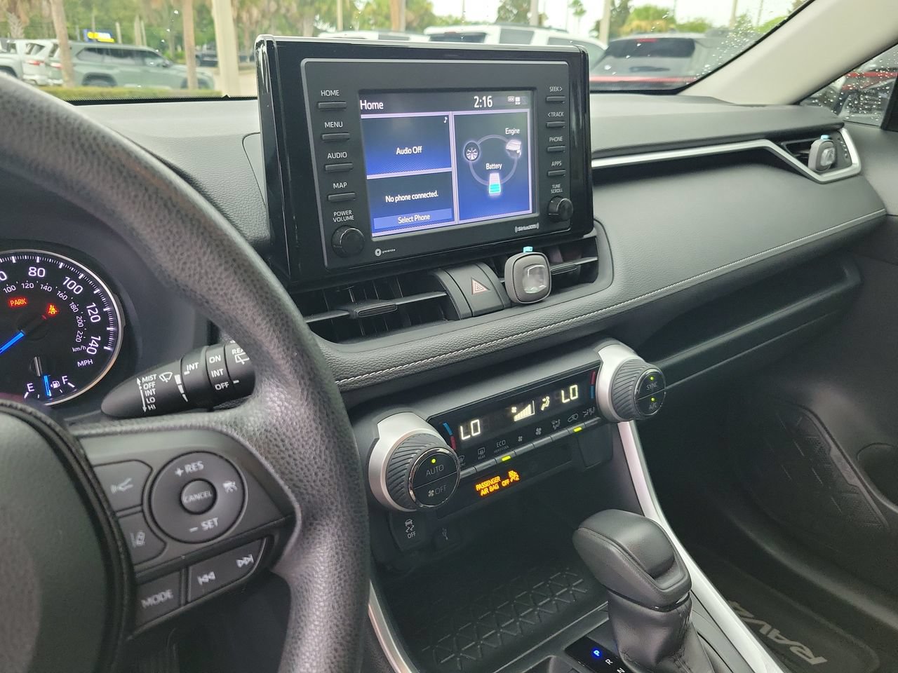 Used 2020 Toyota RAV4 XLE w/ Convenience Package AWD/4WD image 24