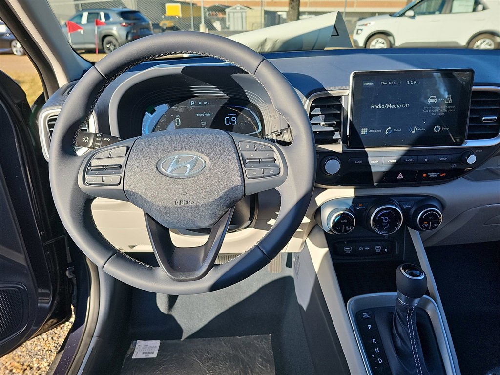 New 2026 Hyundai Venue SEL image 17