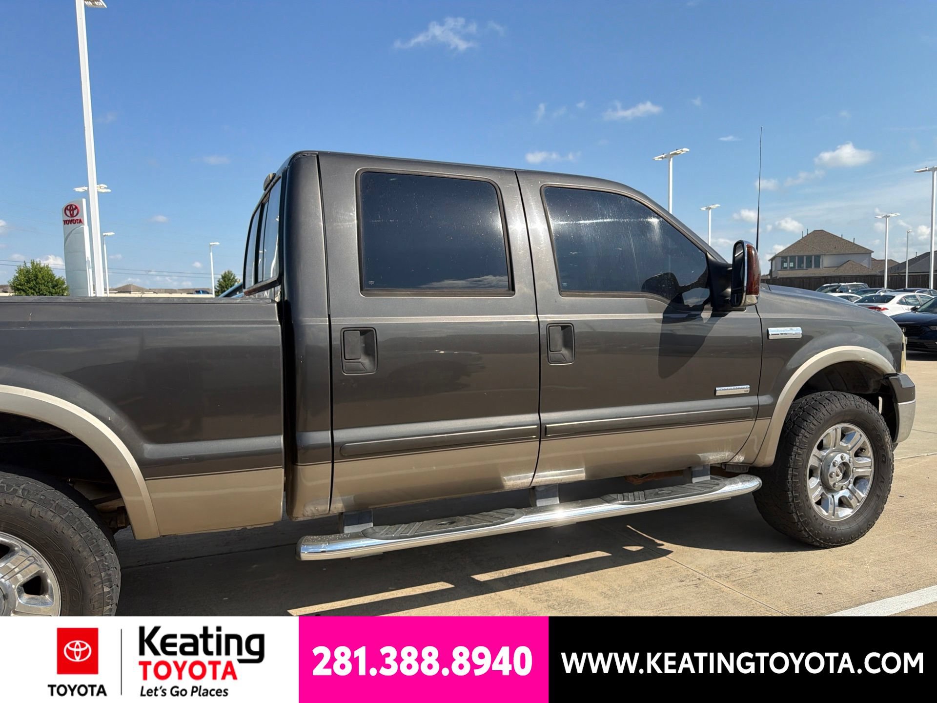 Used 2006 Ford F250 4x4 Crew Cab Super Duty image 2
