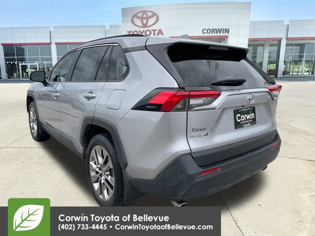 Used 2019 Toyota RAV4 XLE Premium w/ Protection Package FWD image 5