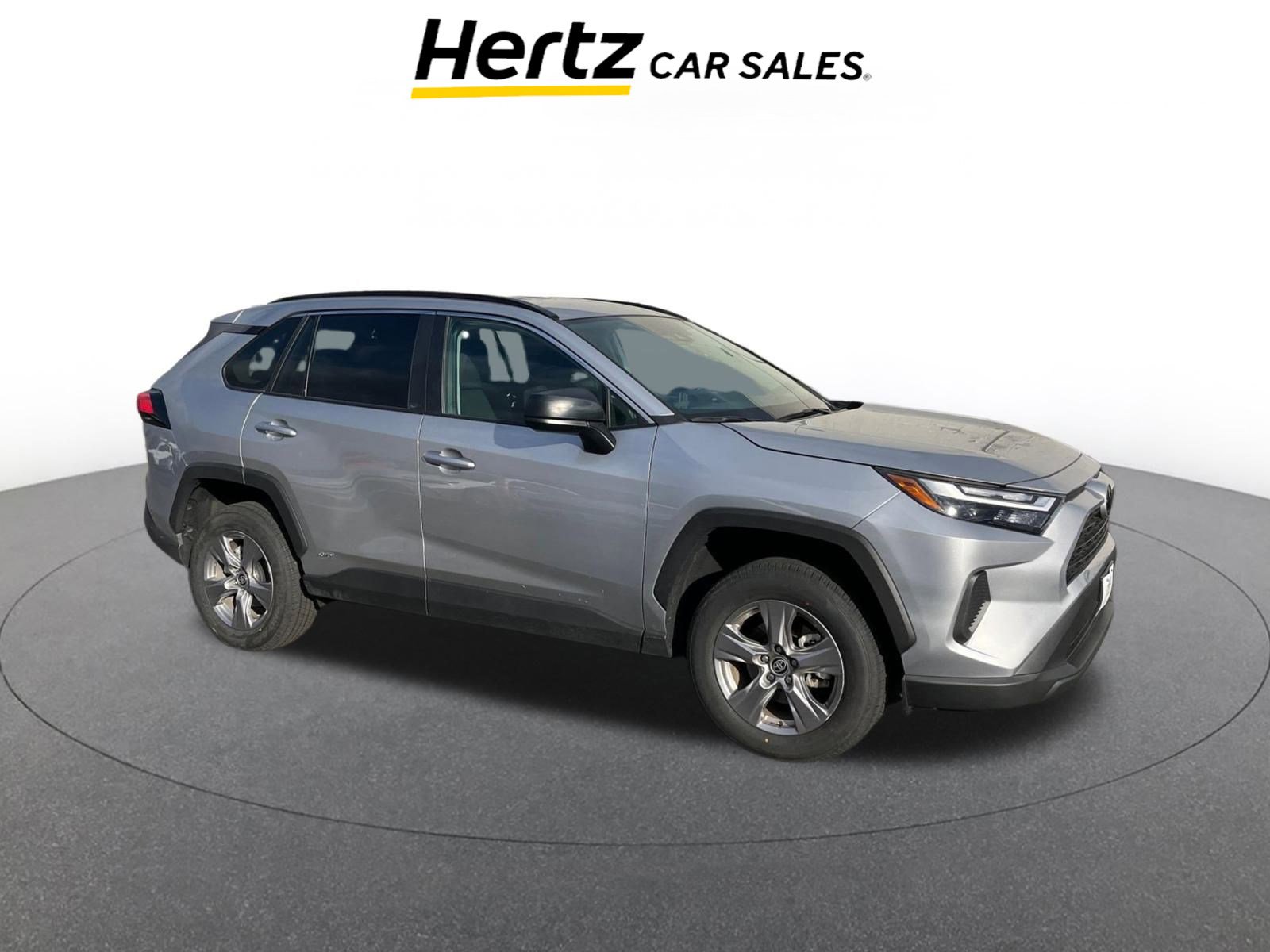 Used 2025 Toyota RAV4 LE video 1