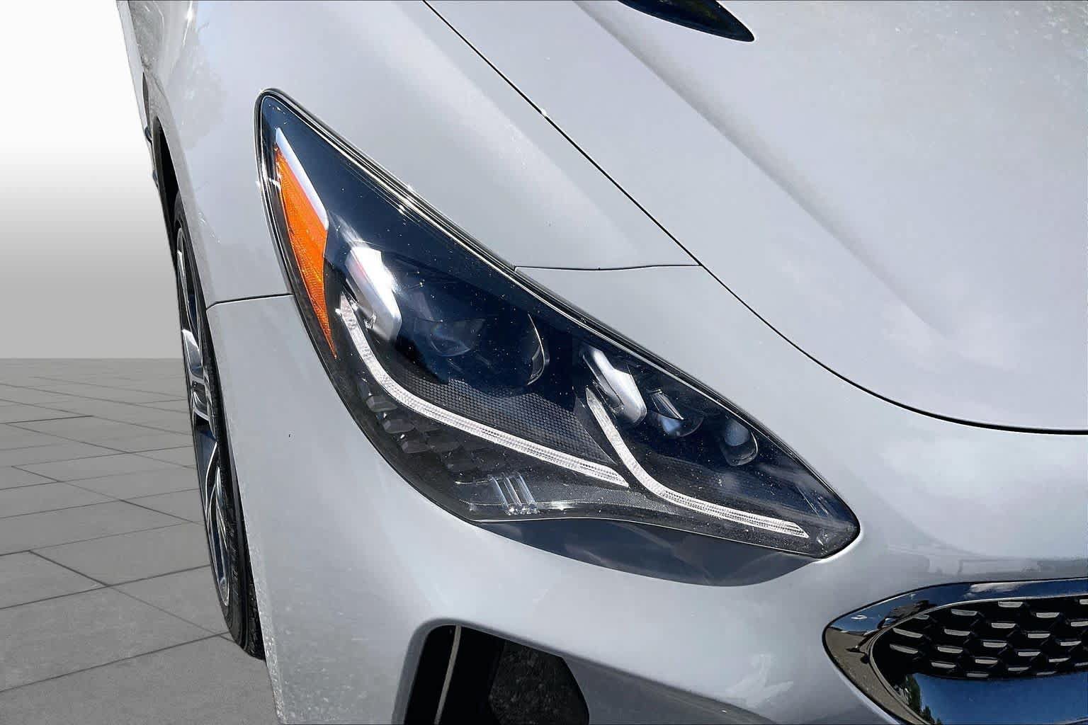 Used 2018 Kia Stinger GT2 AWD/4WD image 28