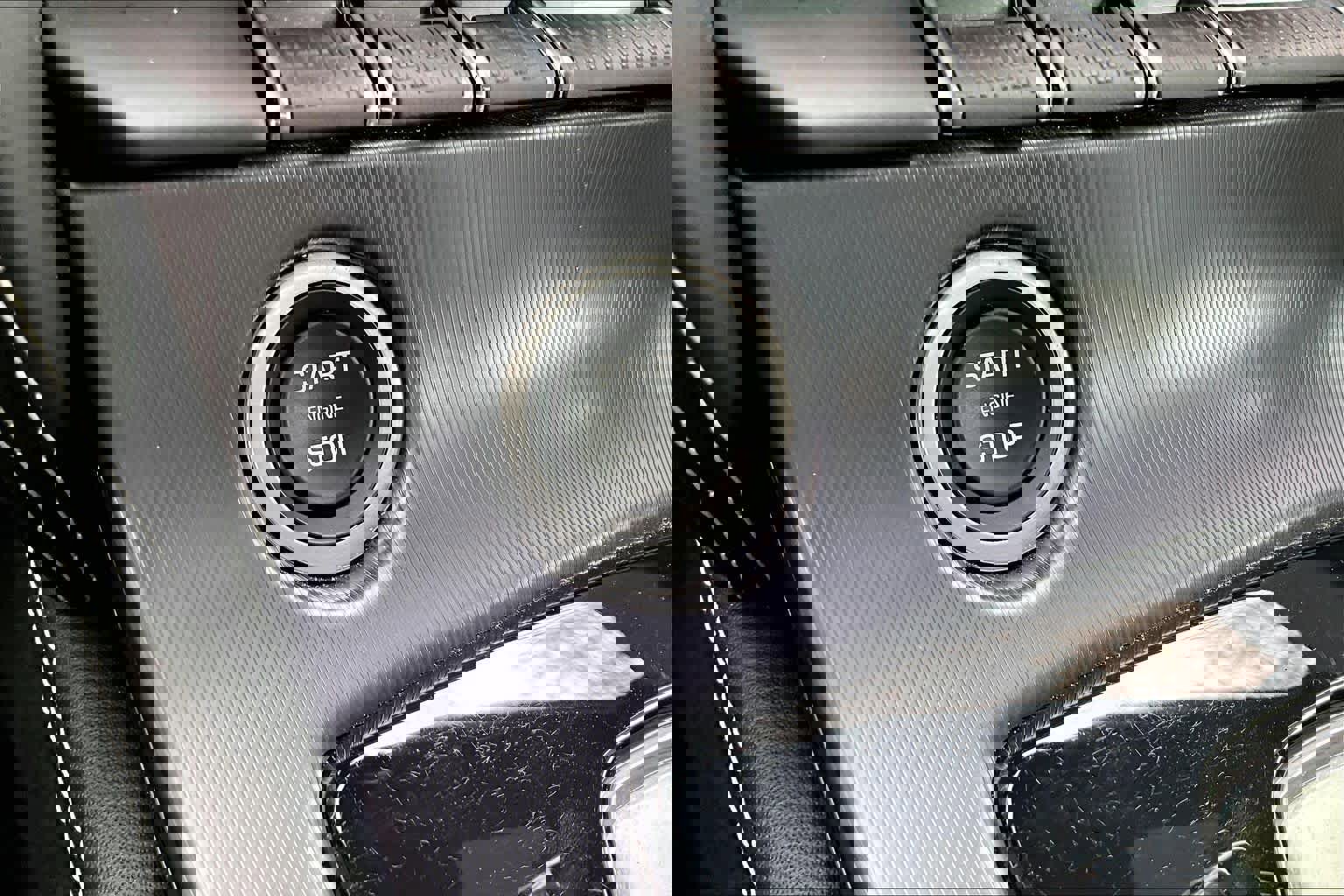 Used 2023 Jaguar F-TYPE R image 30