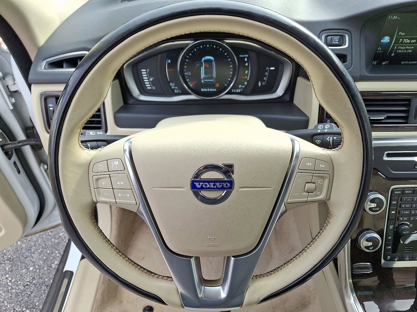 Used 2016 Volvo XC70 T5 Platinum w/ Climate Package image 19