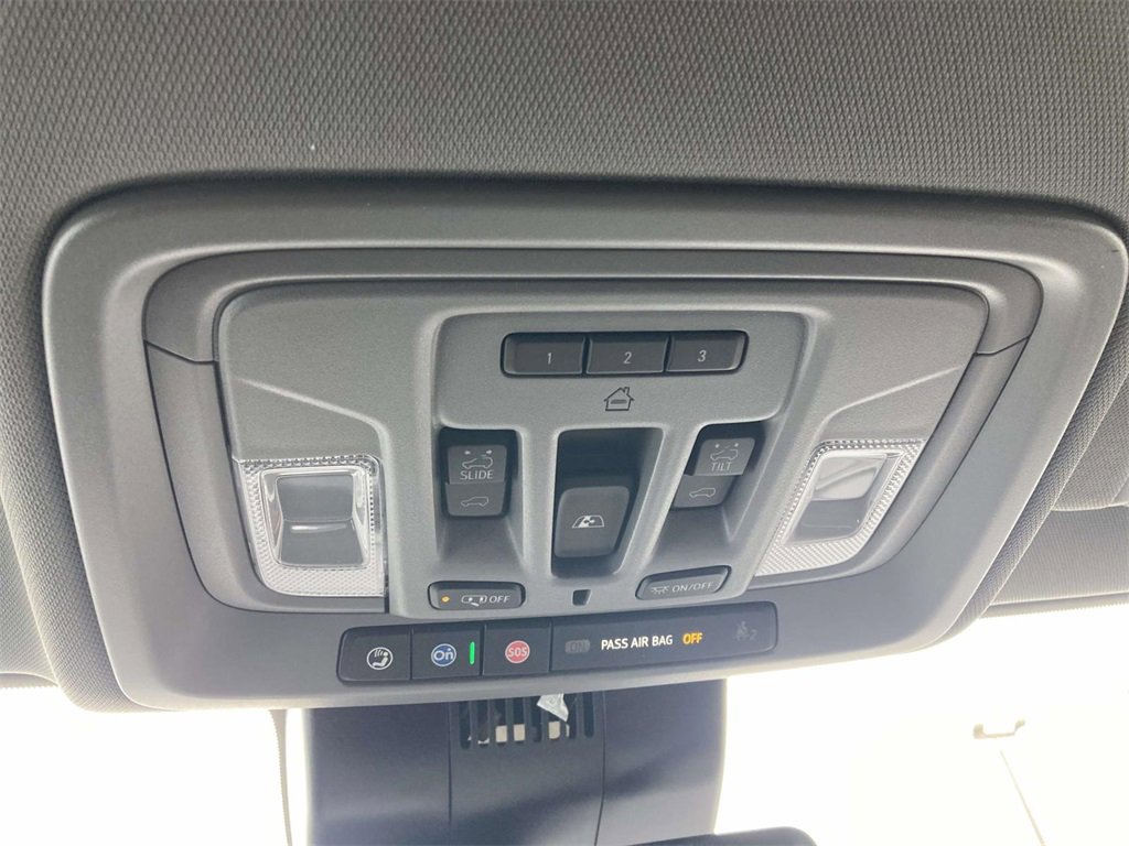 New 2026 GMC Sierra 2500 SLT w/ SLT Convenience Package image 24