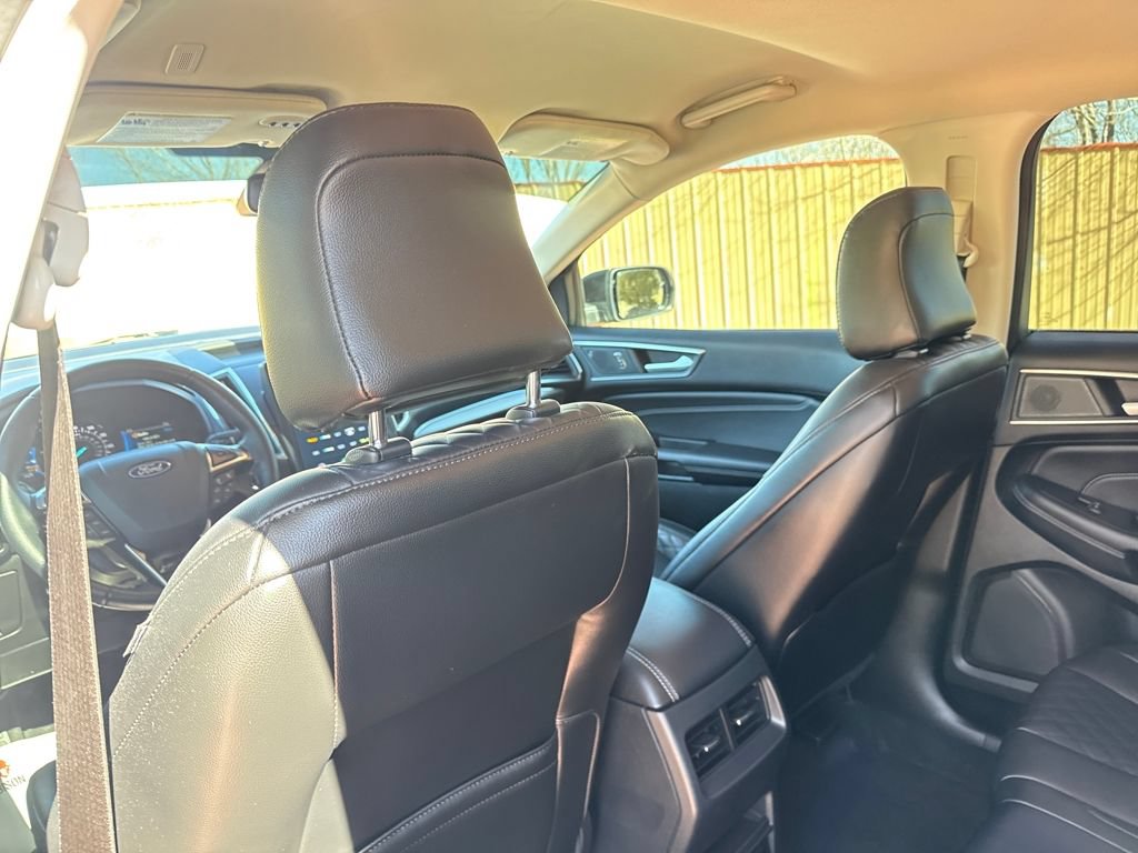 Used 2024 Ford Edge Titanium AWD/4WD image 22
