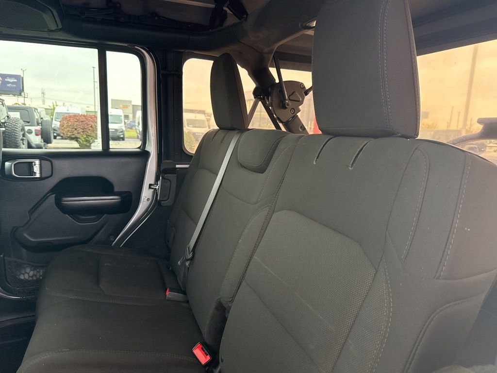 Used 2018 Jeep Wrangler Unlimited Sport S image 16