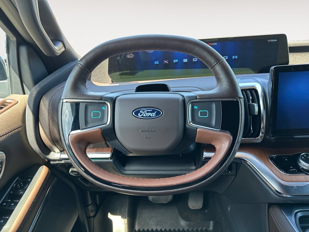 Used 2025 Ford Expedition Max King Ranch AWD/4WD image 12
