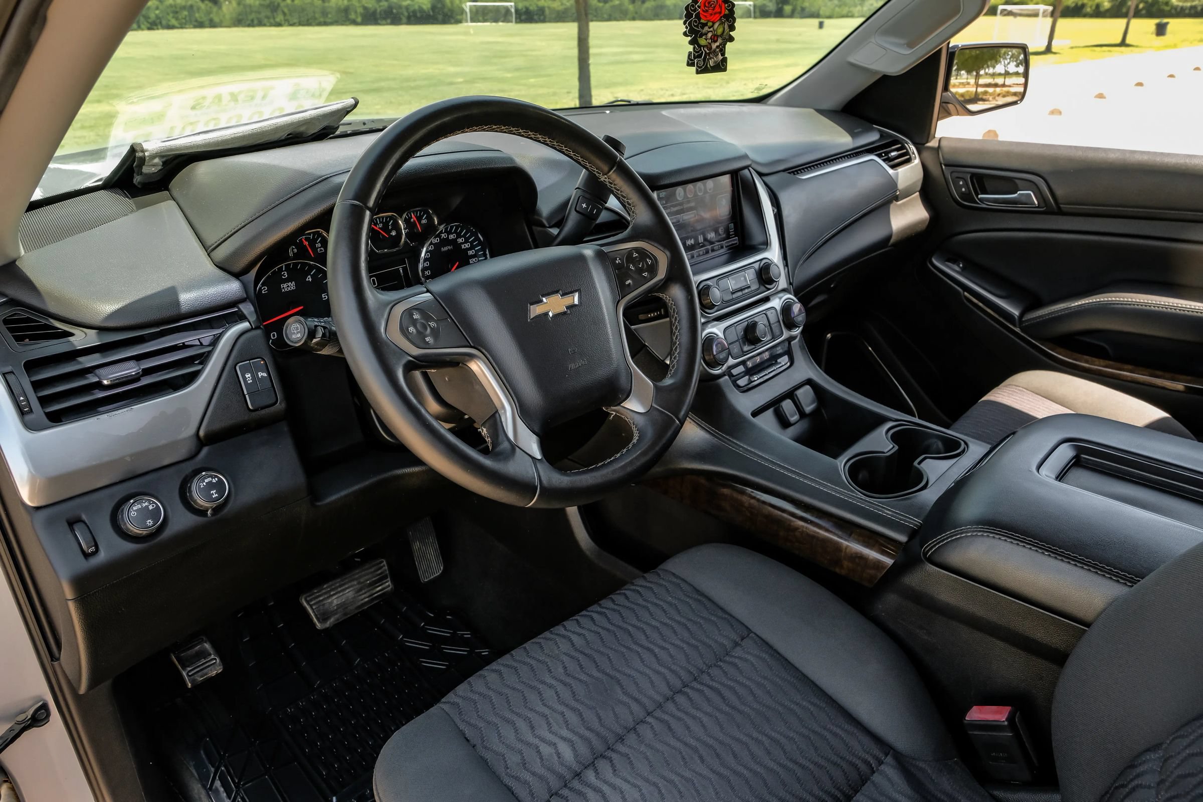 Used 2017 Chevrolet Tahoe LS AWD/4WD image 3