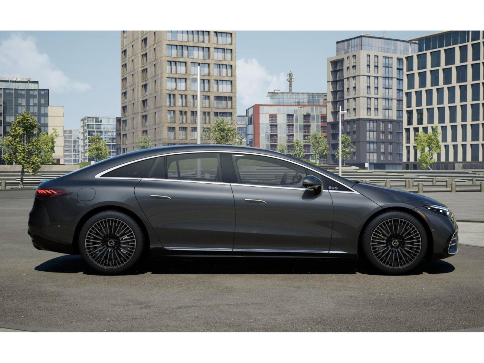 Used 2024 Mercedes-Benz EQS 580 4MATIC Sedan image 2