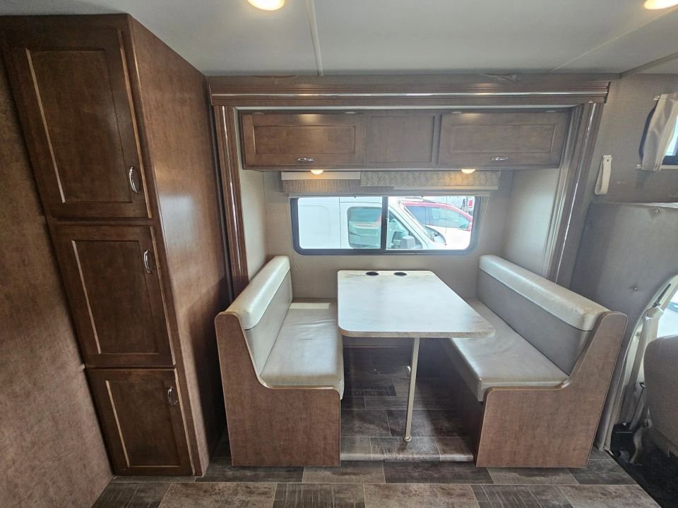 Used 2018 Ford E-450 and Econoline 450 Super Duty w/ Motorhome Prep Package RWD image 18