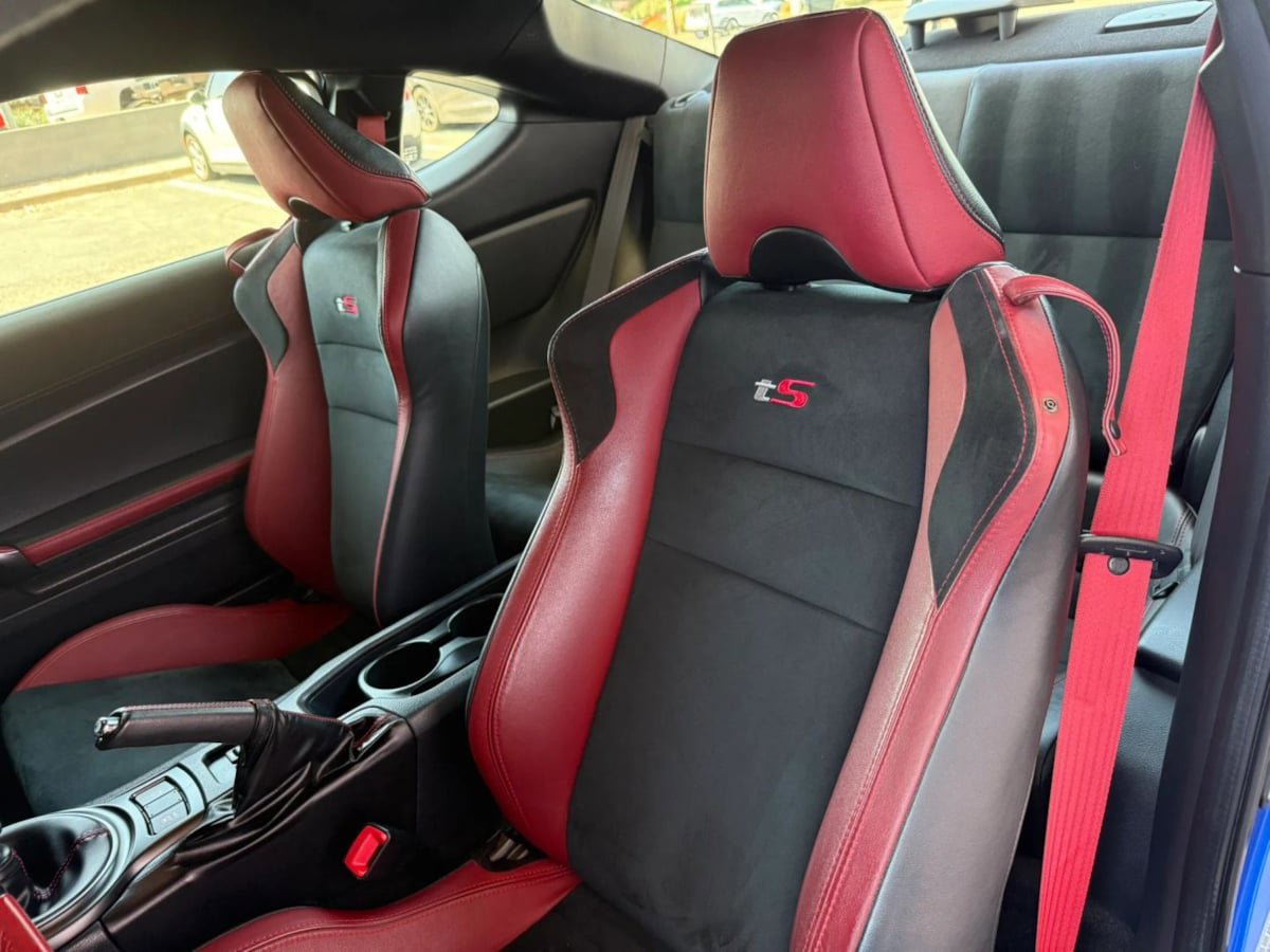 Used 2018 Subaru BRZ tS w/ Popular Package #3 RWD image 40