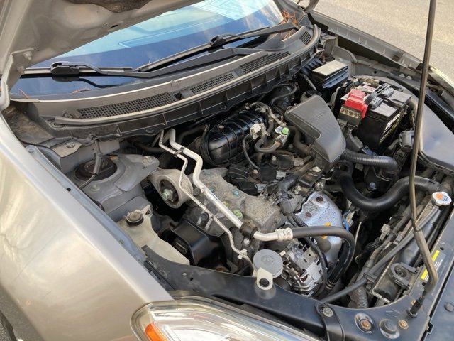 Used 2011 Nissan Rogue S image 9