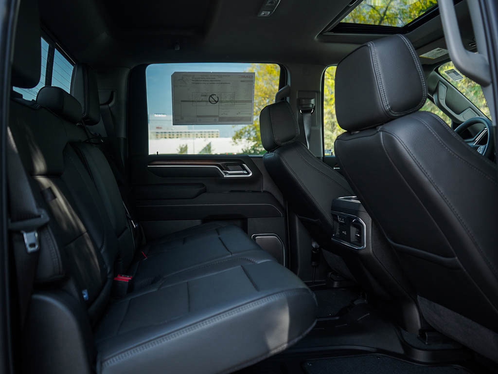 New 2026 GMC Sierra 3500 Denali w/ Denali Reserve Package image 11