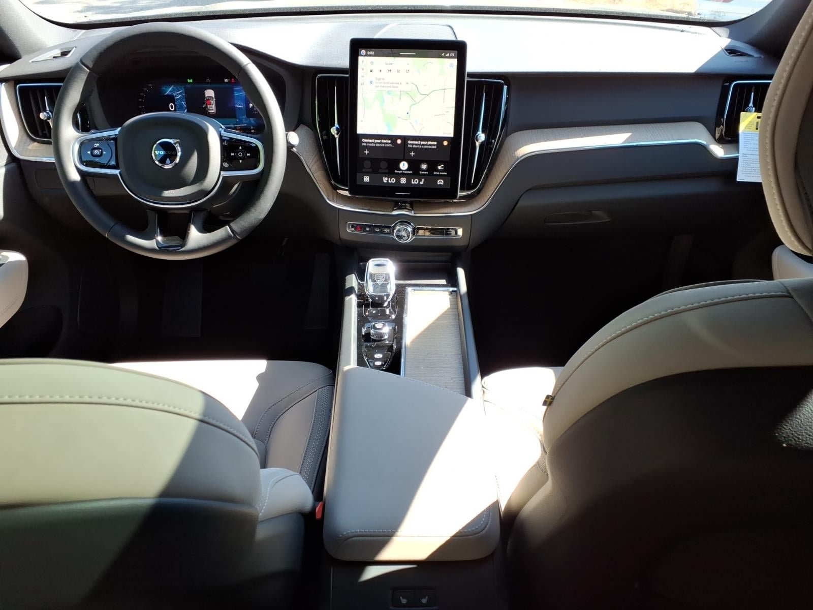 New 2026 Volvo XC60 T8 Plus w/ Protection Package Premier AWD/4WD image 8
