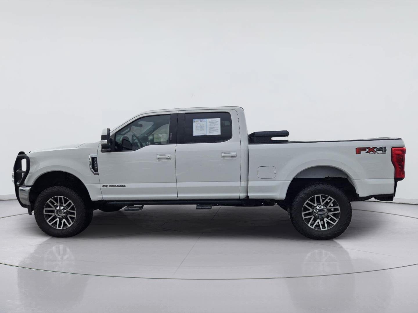 Used 2019 Ford F250 Lariat w/ Lariat Value Package AWD/4WD image 5