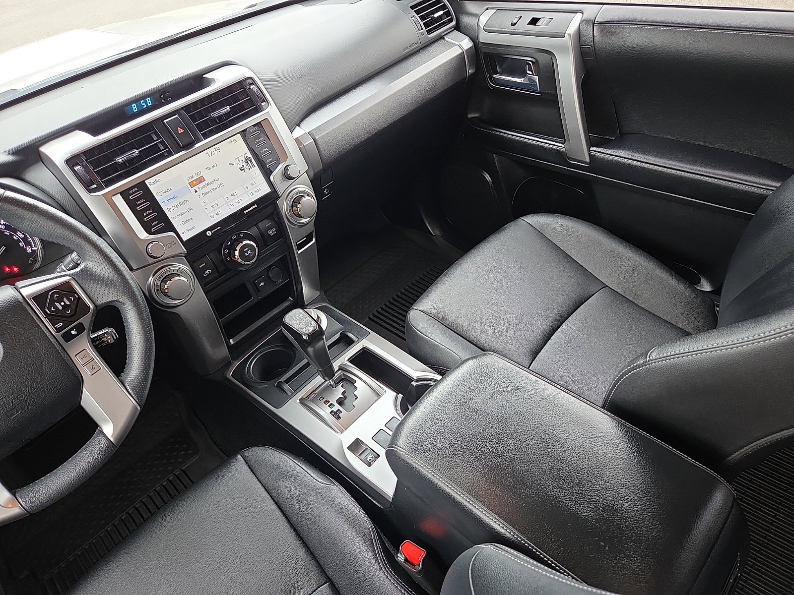 Used 2022 Toyota 4Runner TRD Sport AWD/4WD image 12