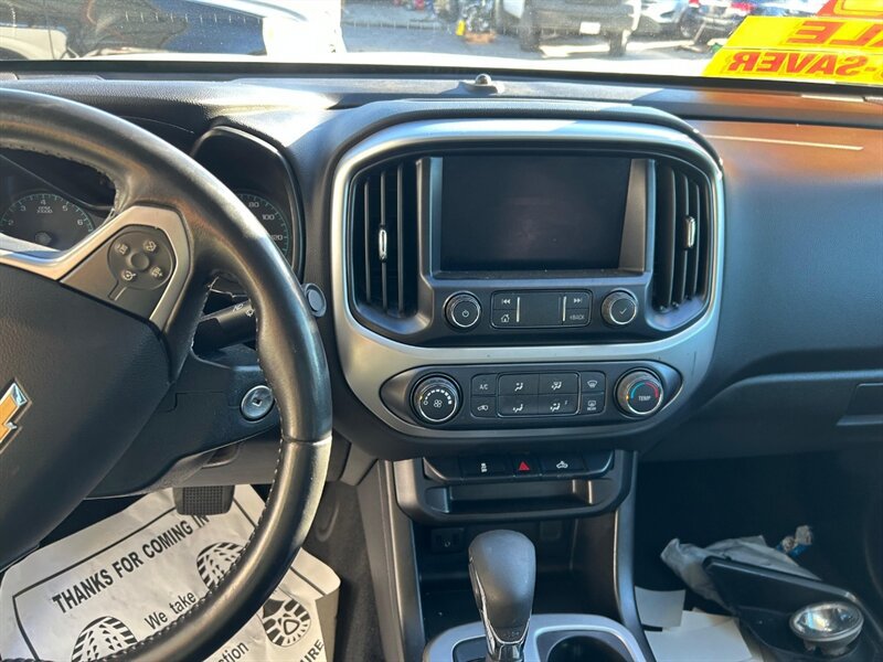 Used 2022 Chevrolet Colorado LT w/ LT Convenience Package RWD image 11