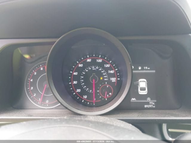 Used 2023 Hyundai Elantra SE FWD image 6