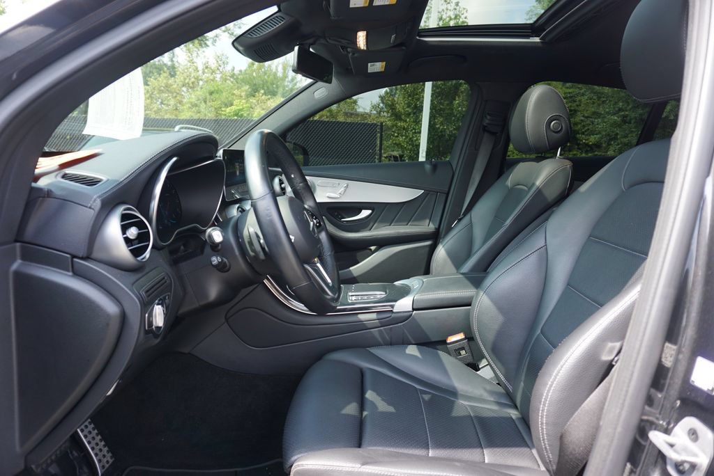 Certified 2023 Mercedes-Benz GLC 300 4MATIC Coupe image 11