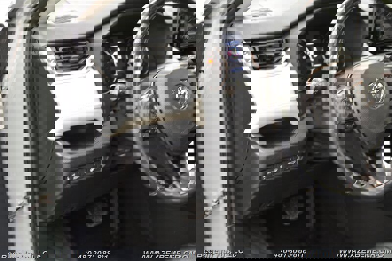 Used 2019 Toyota RAV4 XLE w/ Convenience Package image 26