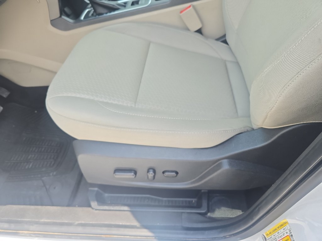 Used 2017 Ford Escape SE AWD/4WD image 15