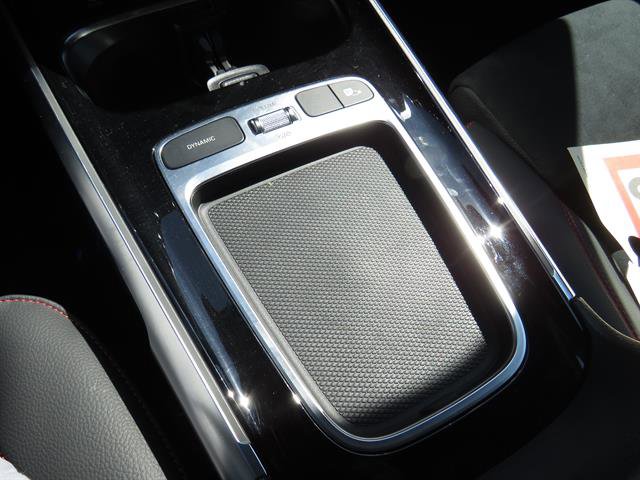 Used 2024 Mercedes-Benz GLB 35 AMG 4MATIC w/ Driver Assistance Package image 14