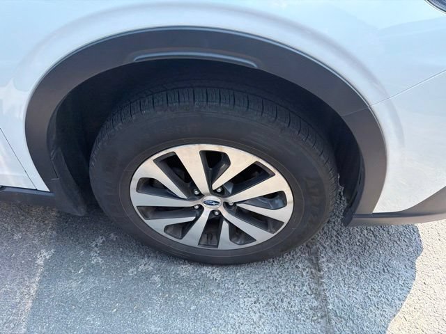 Used 2022 Subaru Outback Premium AWD/4WD image 7
