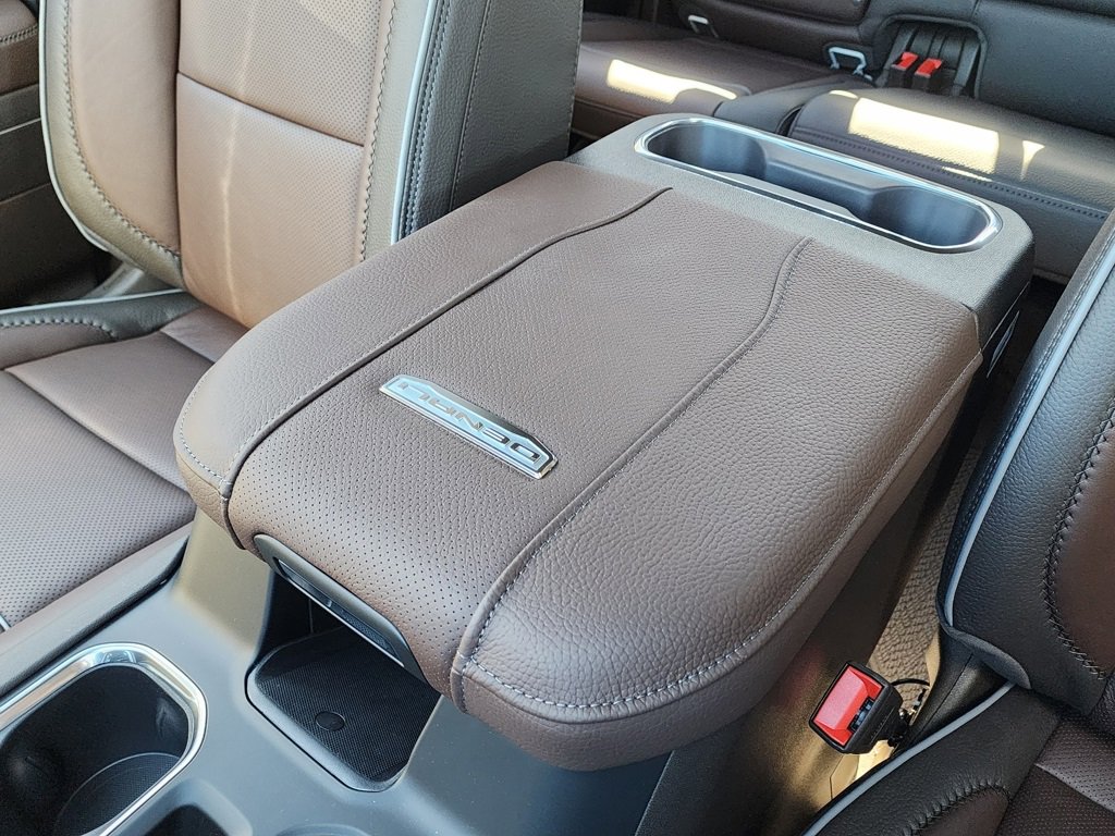 New 2026 GMC Sierra 2500 Denali w/ Denali Reserve Package image 34