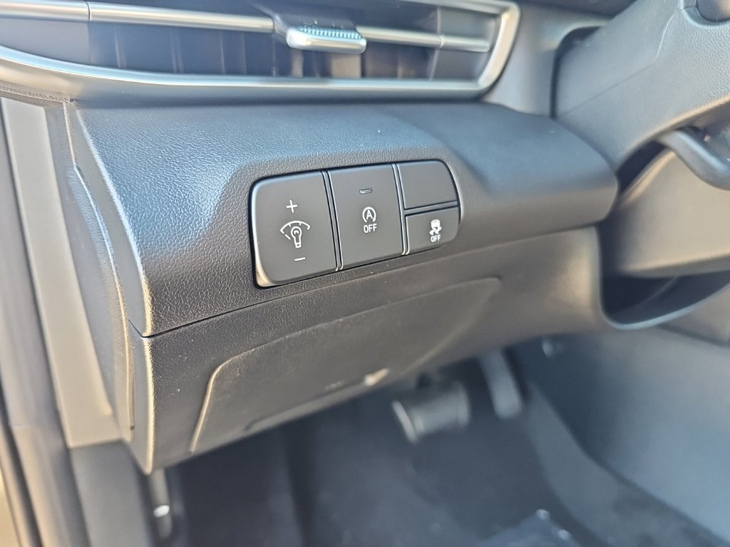 New 2026 Hyundai Elantra SE FWD image 15