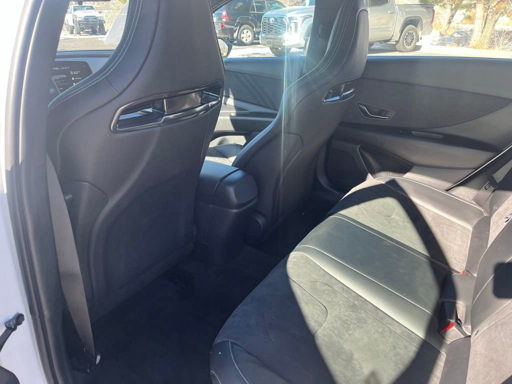 Used 2023 Hyundai Elantra N Base image 9