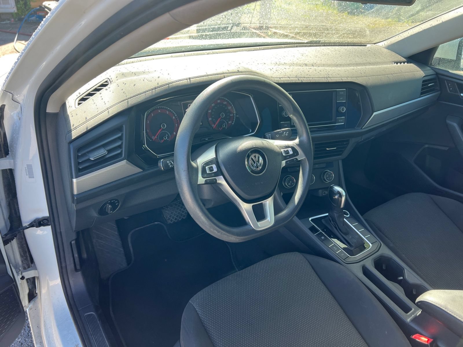 Used 2019 Volkswagen Jetta SE FWD image 18