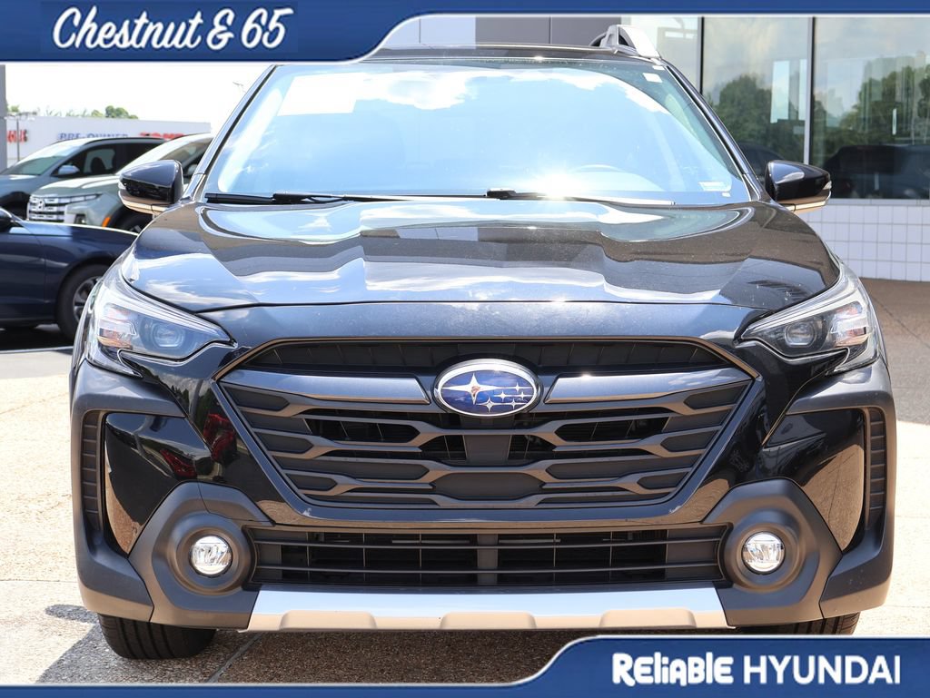 Used 2023 Subaru Outback Limited AWD/4WD image 8