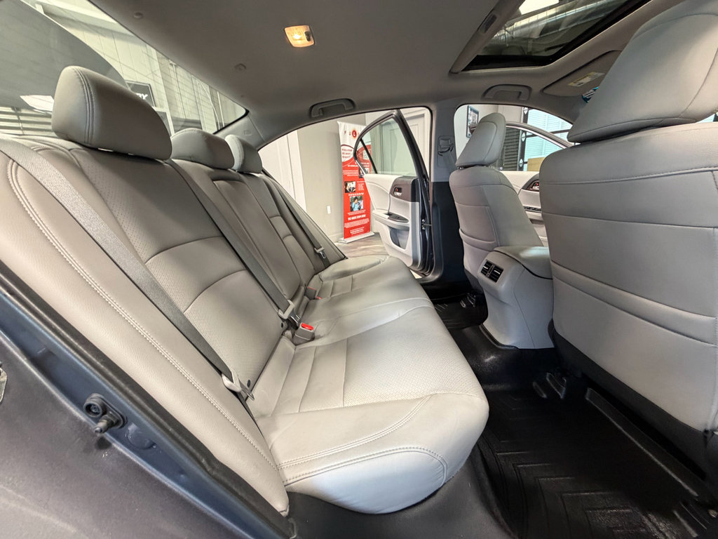 Used 2017 Honda Accord EX-L image 48