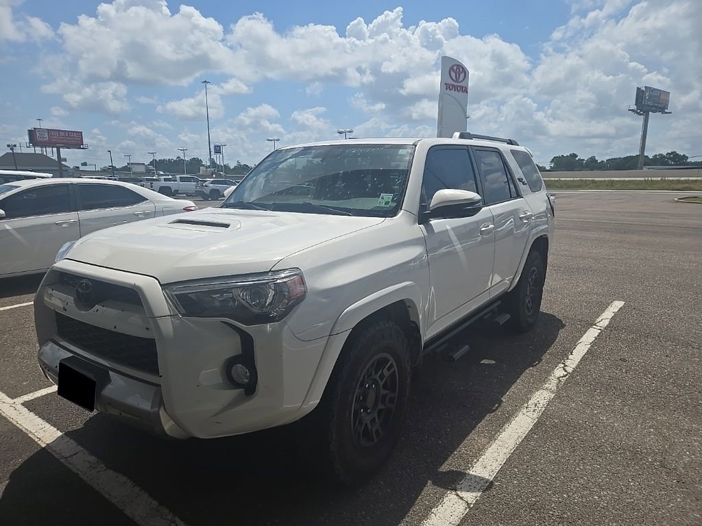 Used 2019 Toyota 4Runner TRD Off-Road Premium AWD/4WD image 2