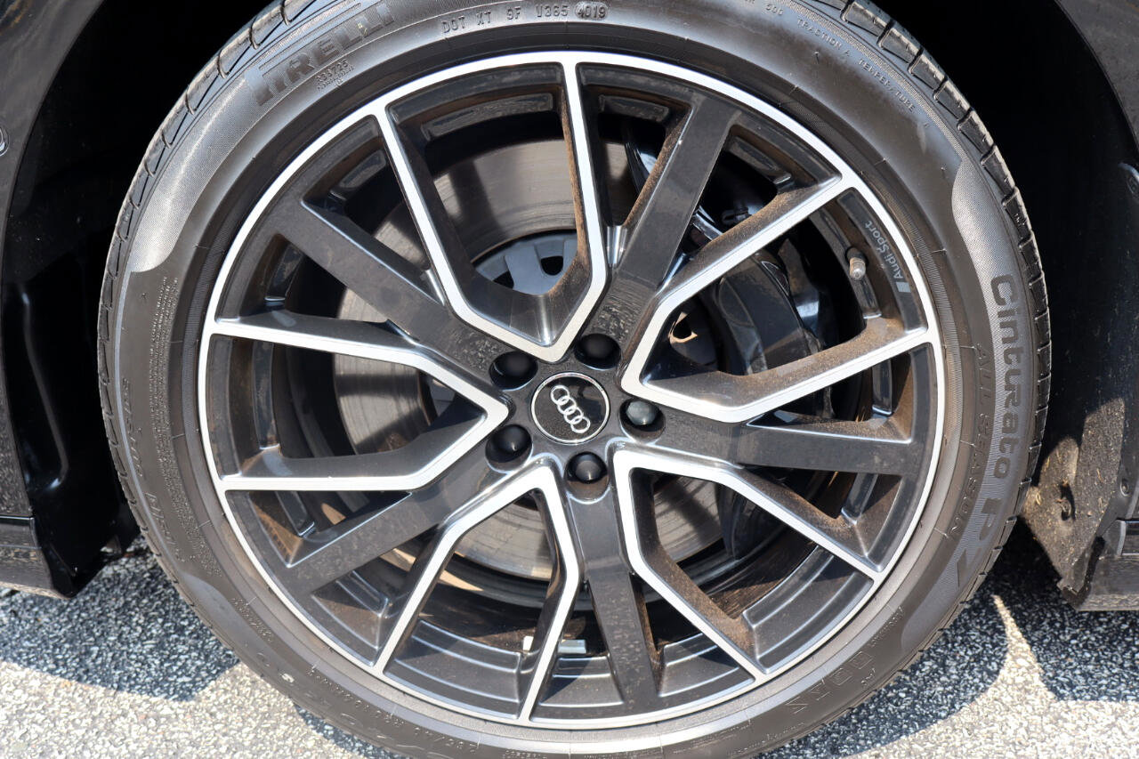 Used 2020 Audi A8 L 4.0T w/ Sport Plus Package image 25