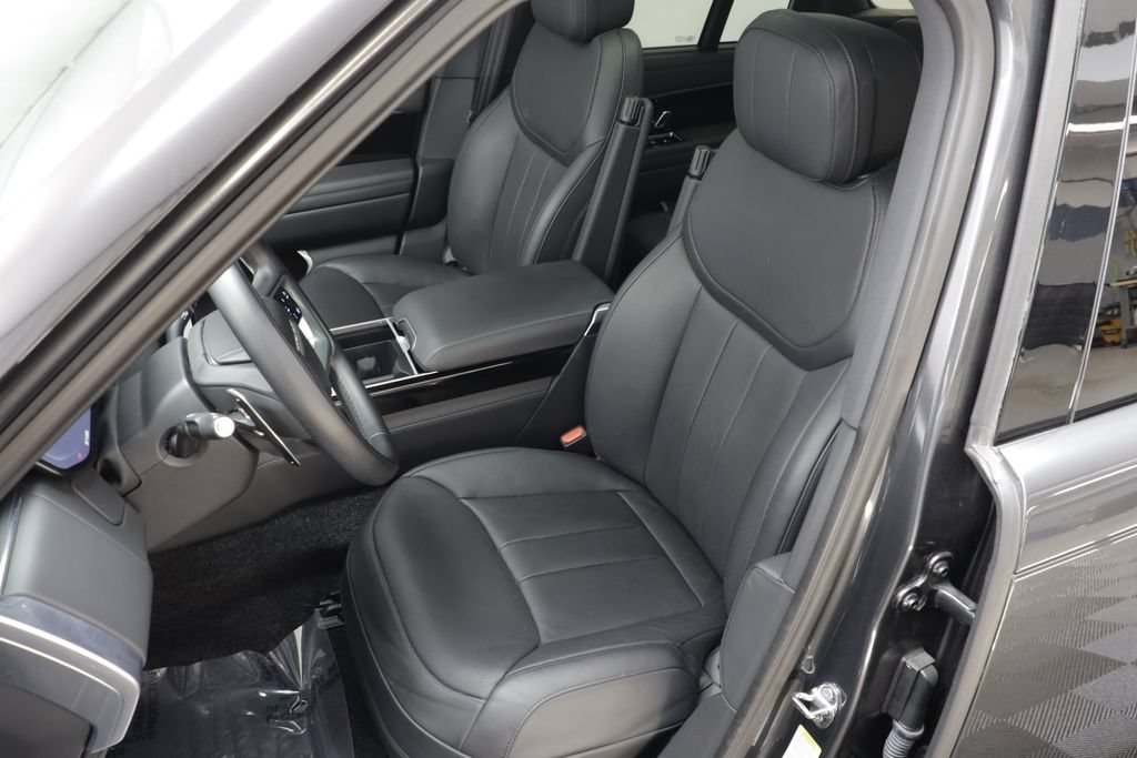Certified 2024 Land Rover Range Rover SE AWD/4WD image 13