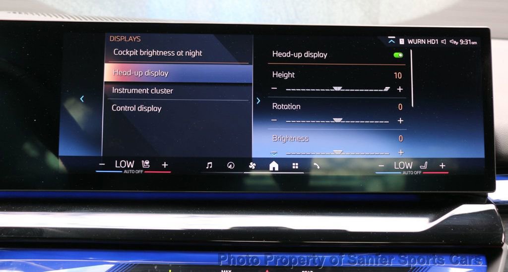 Used 2025 BMW 540i xDrive w/ Premium Package image 39