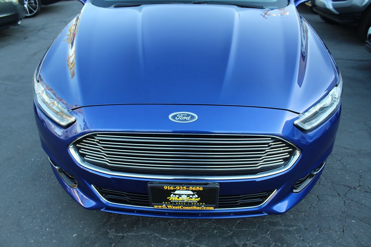 Used 2016 Ford Fusion Energi Titanium FWD image 9