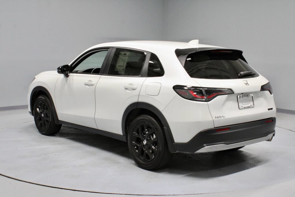Used 2025 Honda HR-V Sport image 10