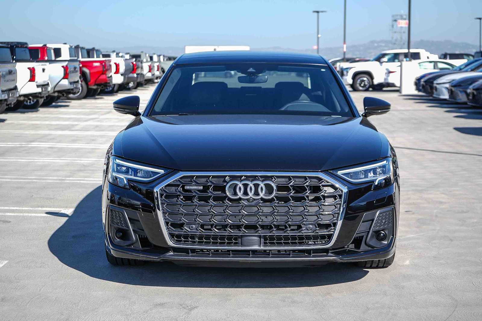 Used 2025 Audi A8 L 3.0T AWD/4WD image 2